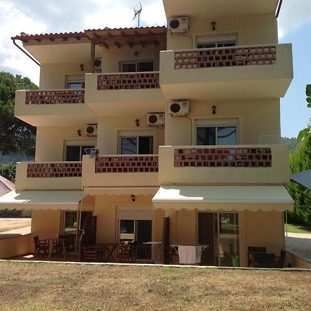 Elena Apartments นิกิติ ภายนอก รูปภาพ