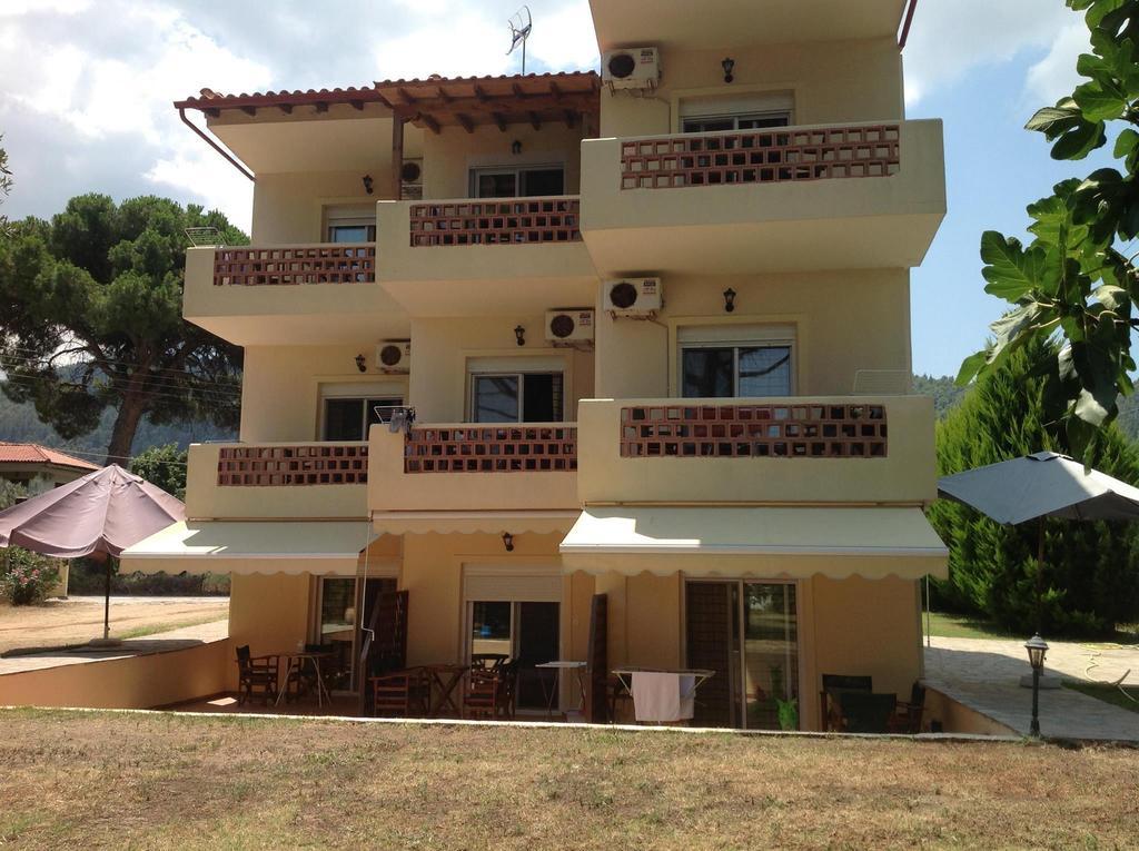 Elena Apartments นิกิติ ภายนอก รูปภาพ